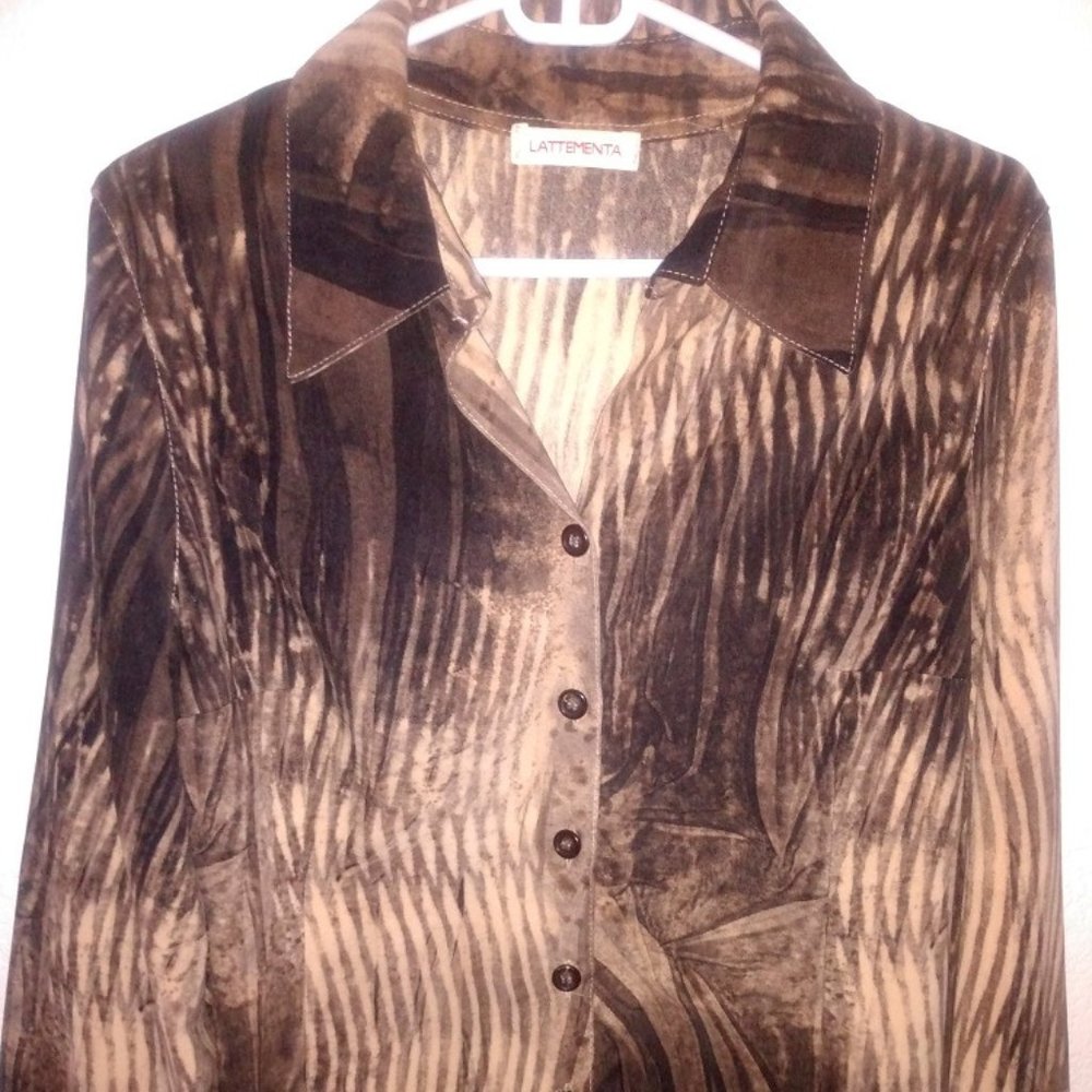 Stylish Button Down Shirt - Made in Italy!